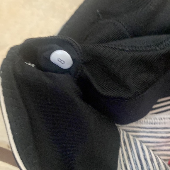 Lululemon althletica tonka stripe flare coral straps size 8 rare - Picture 4 of 5